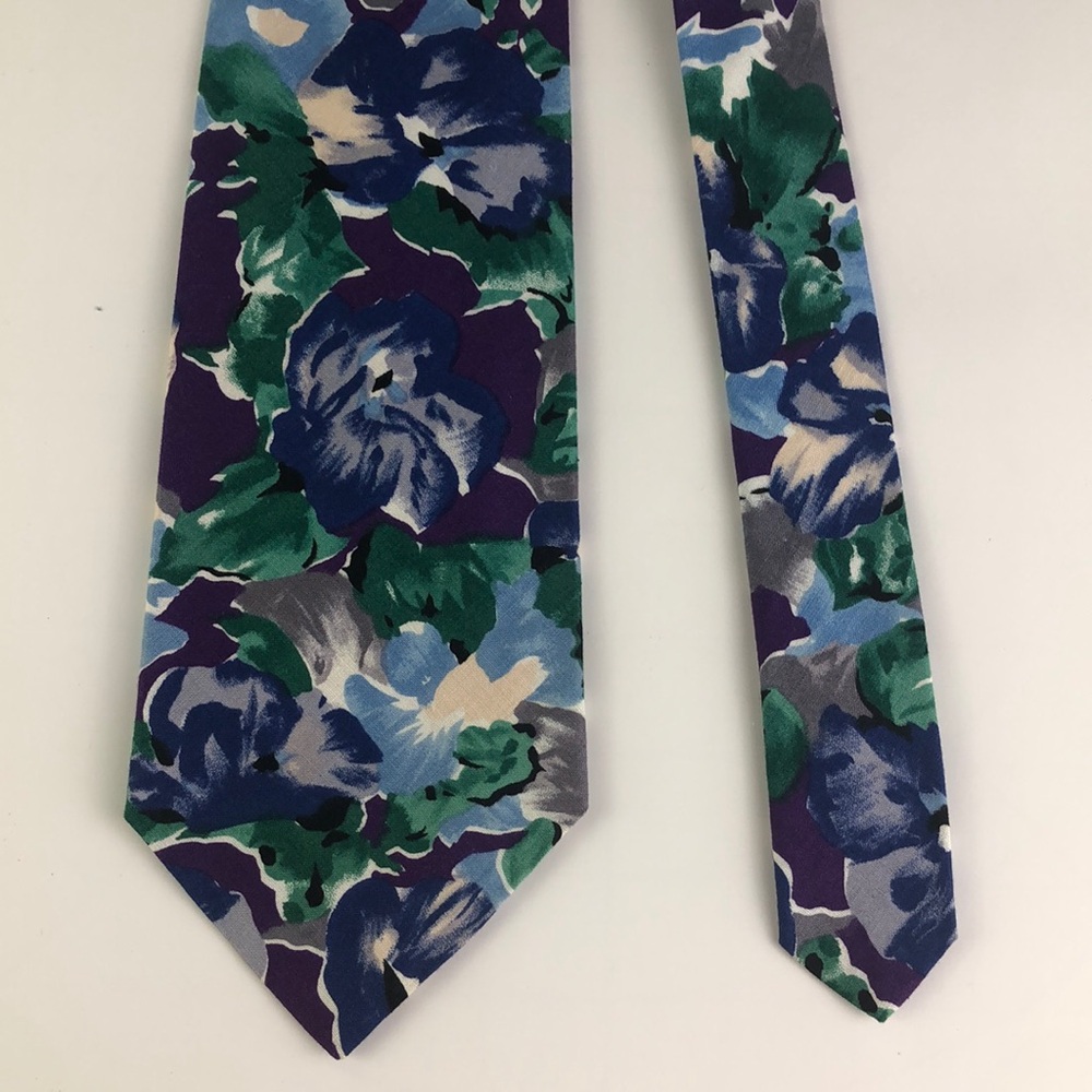 Vintage Geoffrey Beene Tie Purple Floral Cotton Print